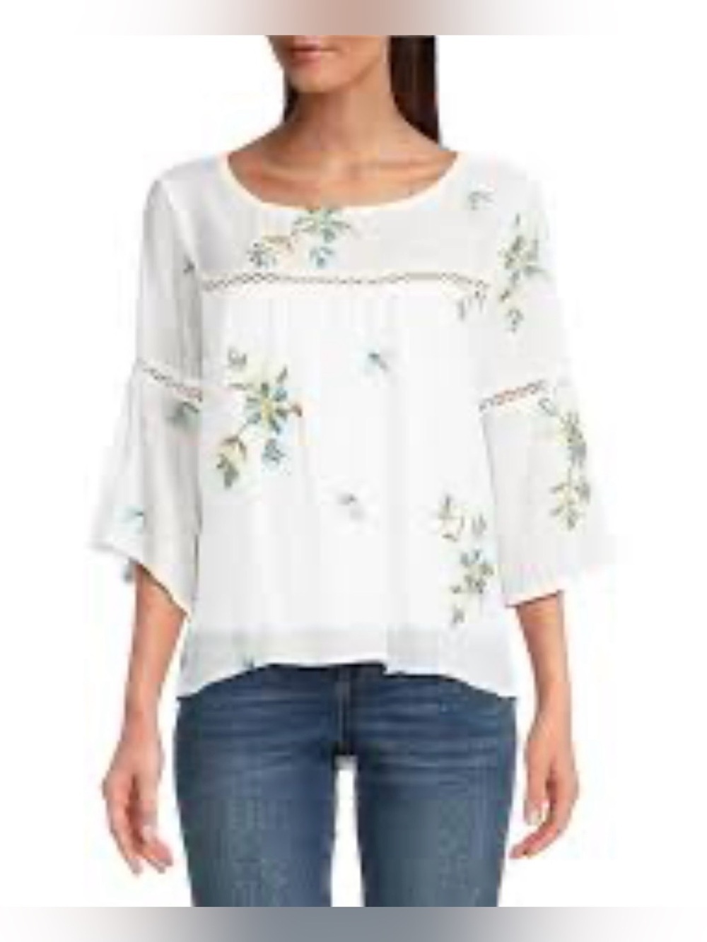 fig and flower White Embroidered Floral Bell-Sleeve Blouse size 3X